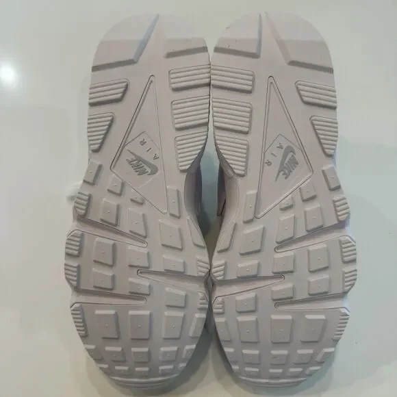 Men’s size Size 10- Nike Air Huarache Triple White Brand new